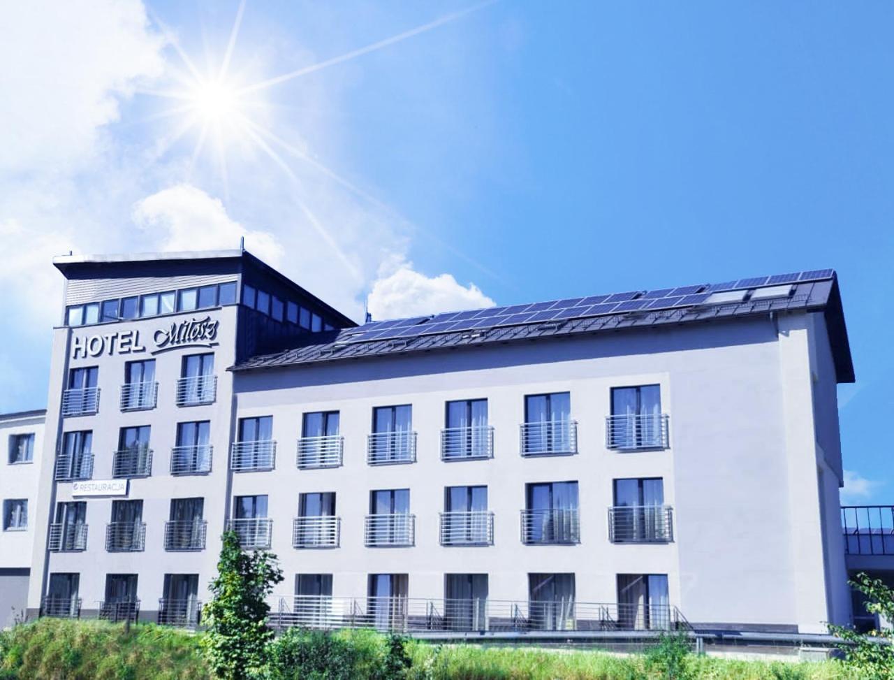 Hotel Milosz Restauracja, Basen Dla Dzieci, Sala Zabaw, Silownia 카르투지 외부 사진